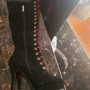 Lace up boots